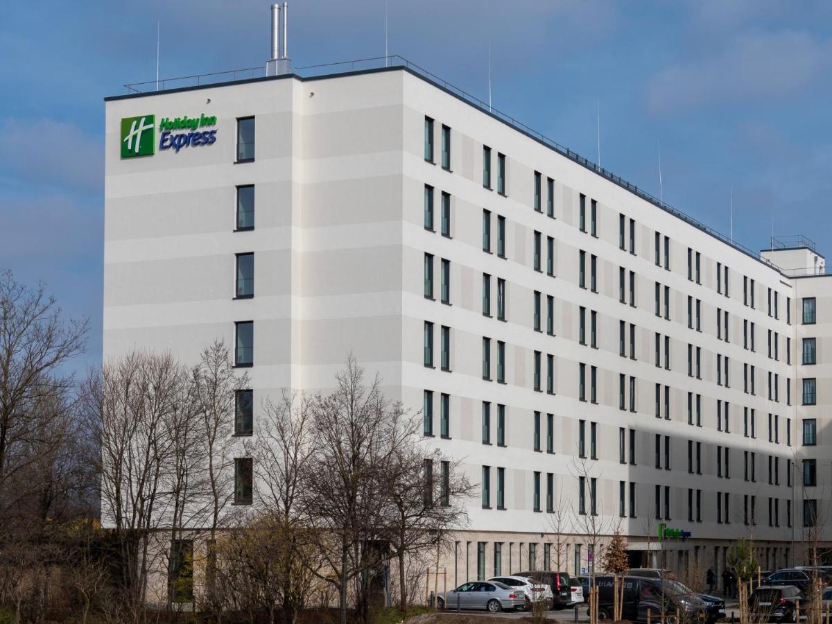 Holiday Inn Express - Munich North By Ihg Eksteriør billede
