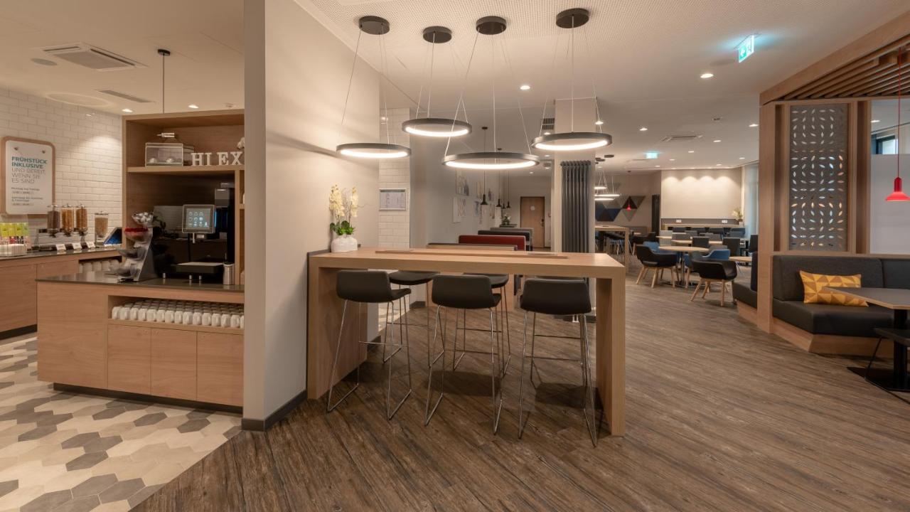 Holiday Inn Express - Munich North By Ihg Eksteriør billede